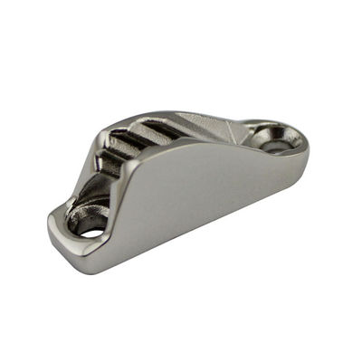 Un bon prix. Finition polonaise de l' acier inoxydable mini bateau de voile câble de corde de pinceau cleat en ligne