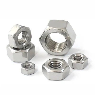 Un bon prix. Noix hexagonale métrique en acier inoxydable M16 M28 M30 M12 M26 M40 SS304 SS316 Noix à tête hexagonale en ligne
