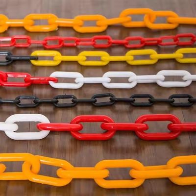 Un bon prix. Chaîne de barrière en plastique d'avertissement de circulation PE 6 mm avec haute visibilité pour la sécurité routière et taille personnalisable en ligne