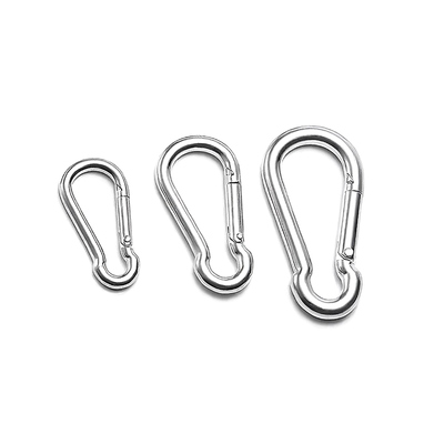 Un bon prix. Fabricant en gros de carabiner à crochets matériel 304 316 ressorts en acier inoxydable bouton d'escalade Snap crochets en ligne