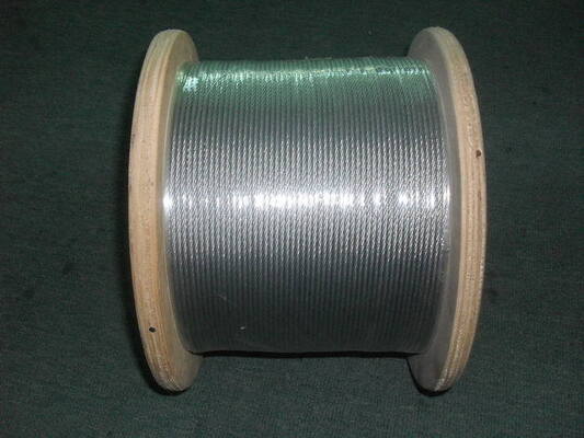 Un bon prix. Câble d'acier pour emboutissage à froid 6×7 FC avec revêtement PVC pour câbles d'avion certifié ISO9001/ISO14001 en ligne